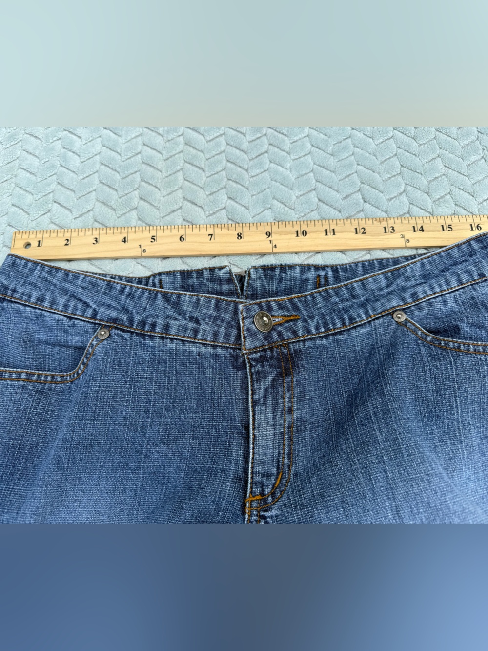 Vintage JLO Pocketless Slit Hem Flare Jeans 2000s - Picture 5 of 13
